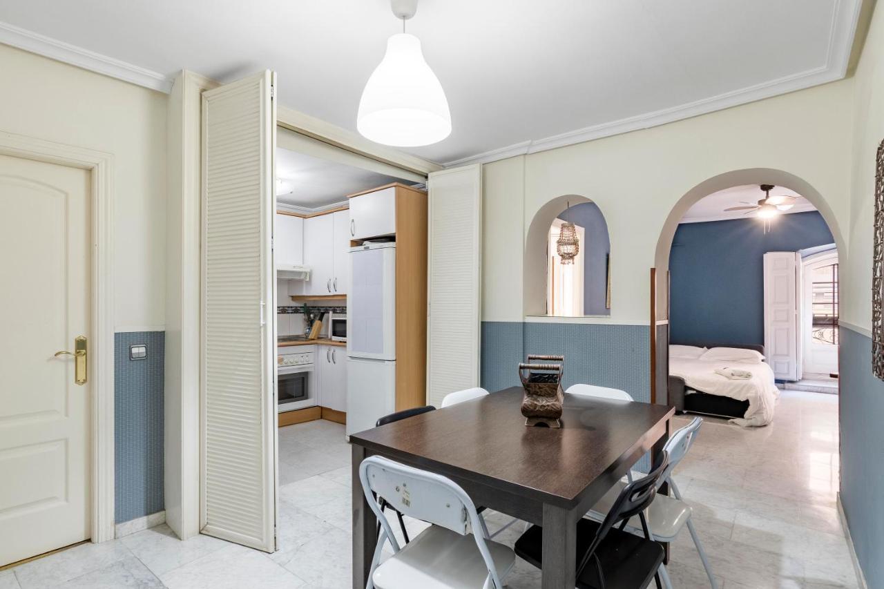 Apartament Plaza Sant' Ana, Casco Historico Madryt Zewnętrze zdjęcie
